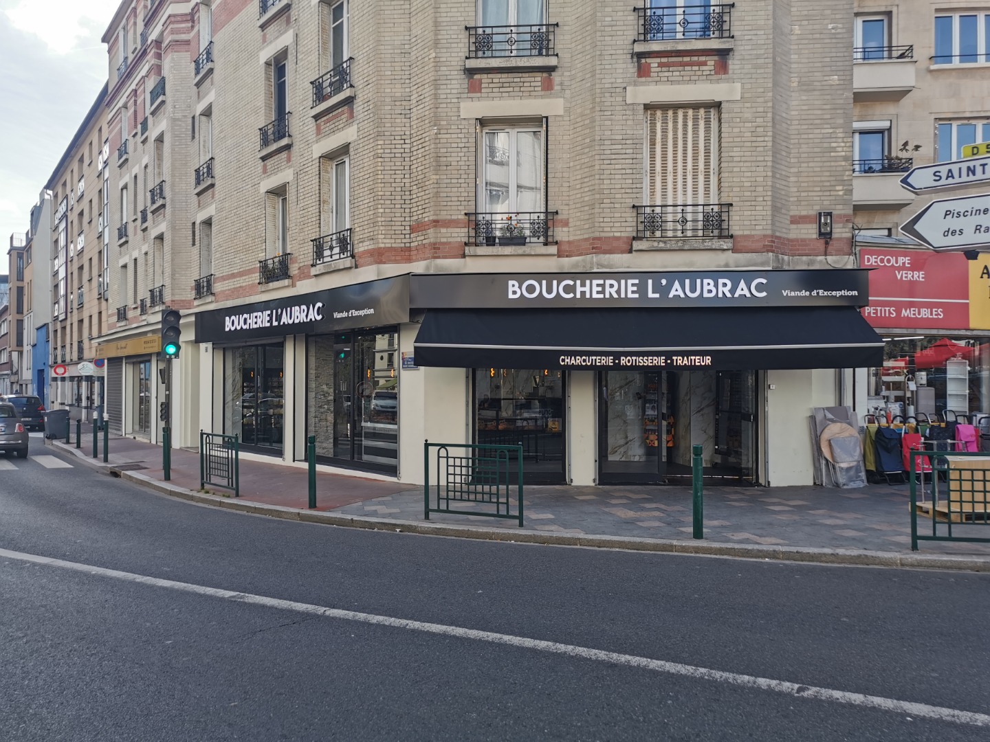 Магазин BOUCHERIE L'AUBRAC