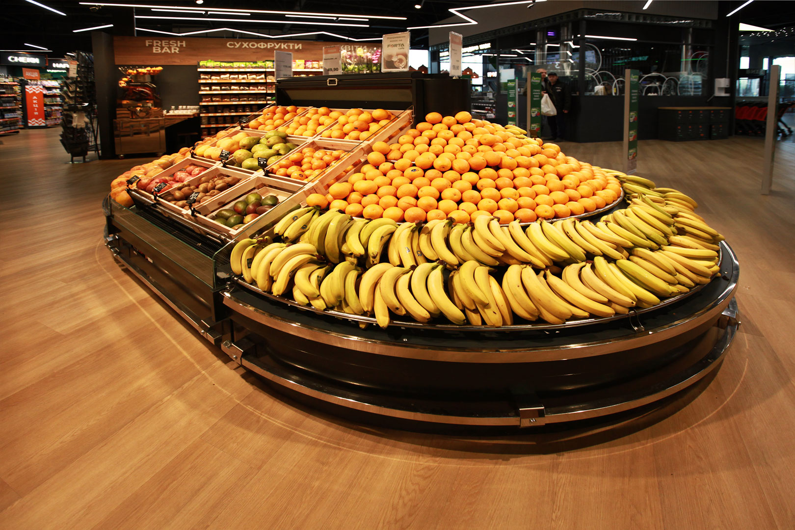 Специализированные витрины для продажи овощей и фруктов Indiana VF MC 130 VF self M, супермаркет Forta, г. Луцк